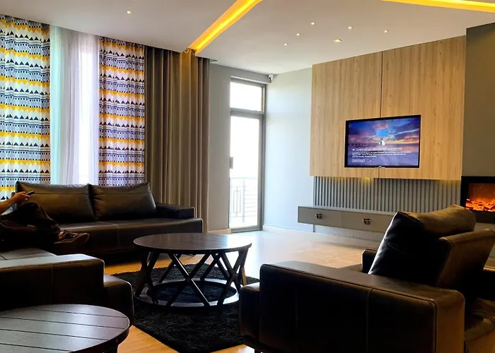 Royal Lodge By Hotel Demanchi