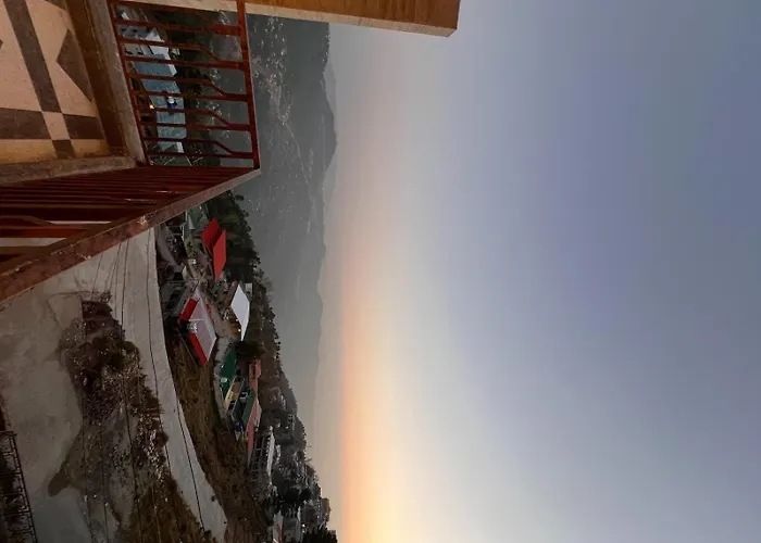 Cedar Hills